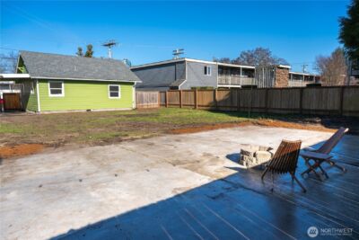 418 W Main , Puyallup, WA 98371-5324 - Photo 32