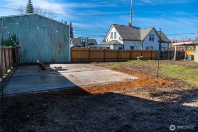 418 W Main , Puyallup, WA 98371-5324 - Photo 33