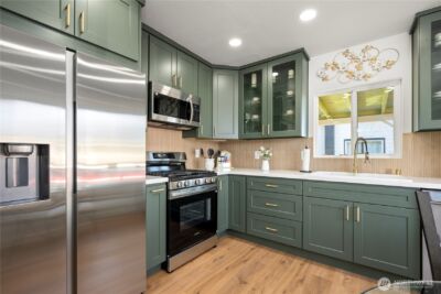 418 W Main , Puyallup, WA 98371-5324 - Photo 7