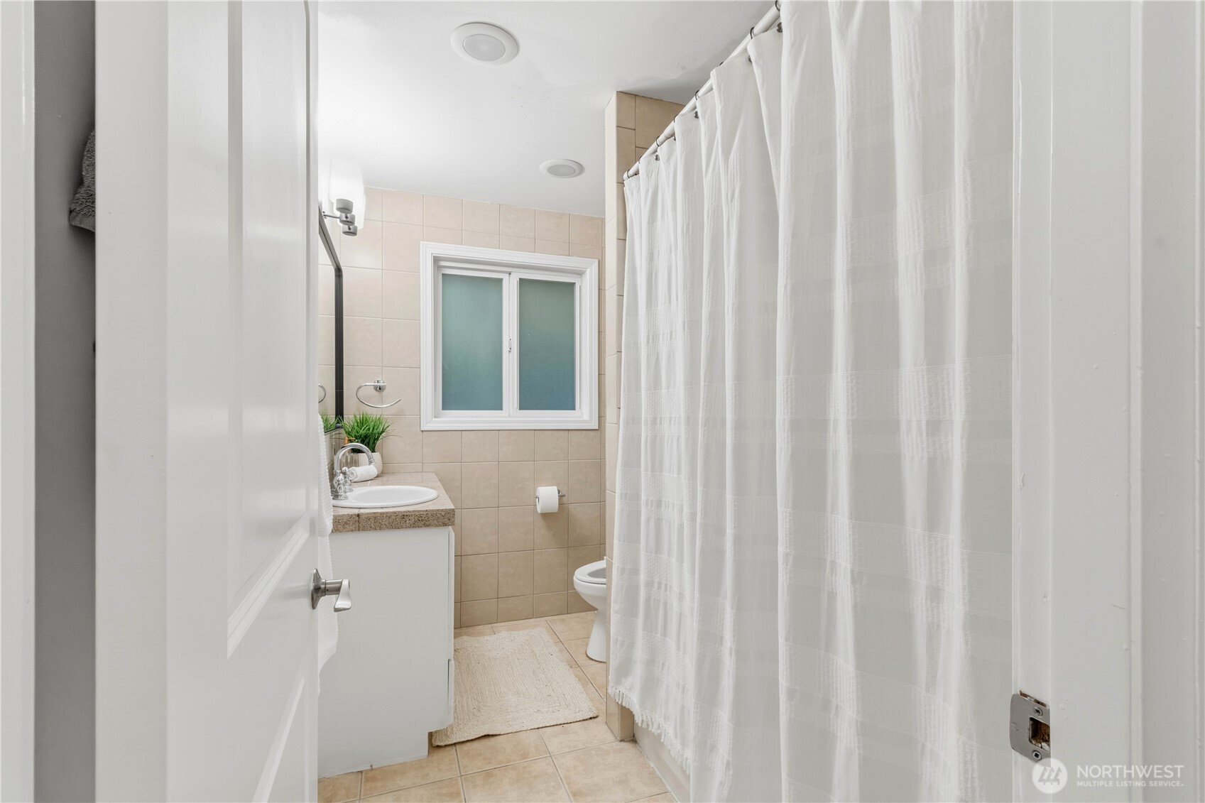 13054 30th Avenue NE, Seattle, WA 98125