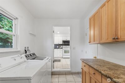 13054 30th Avenue NE, Seattle, WA 98125 - Photo 9