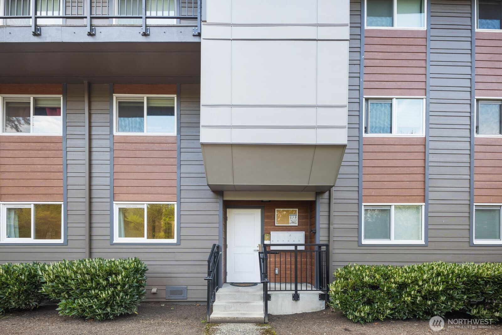 210 SW Clark Street #A103, Issaquah, WA 98027