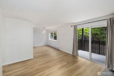 210 SW Clark Street #A103, Issaquah, WA 98027 - Photo 8