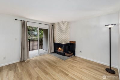 210 SW Clark Street #A103, Issaquah, WA 98027 - Photo 10