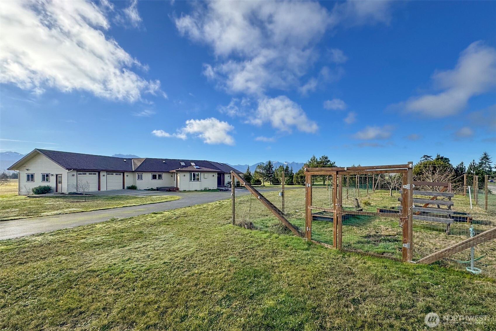 1132 Woodcock Road , Sequim, WA 98382