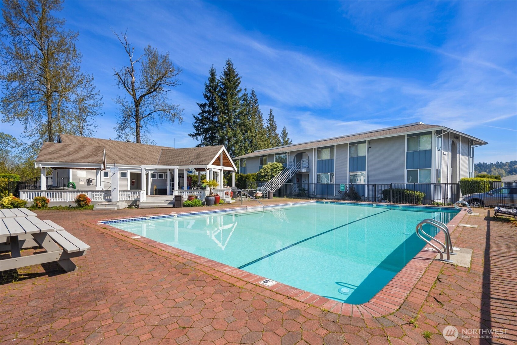 17302 NE 45th Street #101, Redmond, WA 98052