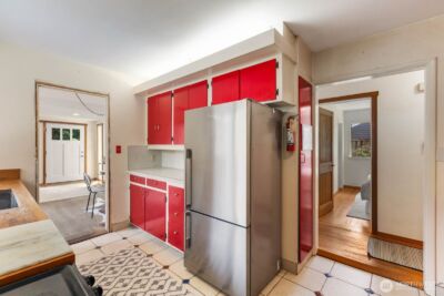 10434 NE 17th Street , Bellevue, WA 98004 - Photo 14