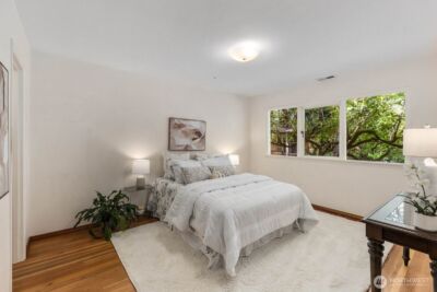 10434 NE 17th Street , Bellevue, WA 98004 - Photo 21