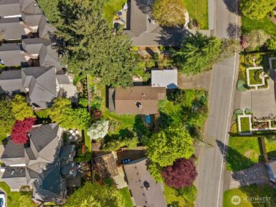 10434 NE 17th Street , Bellevue, WA 98004 - Photo 32