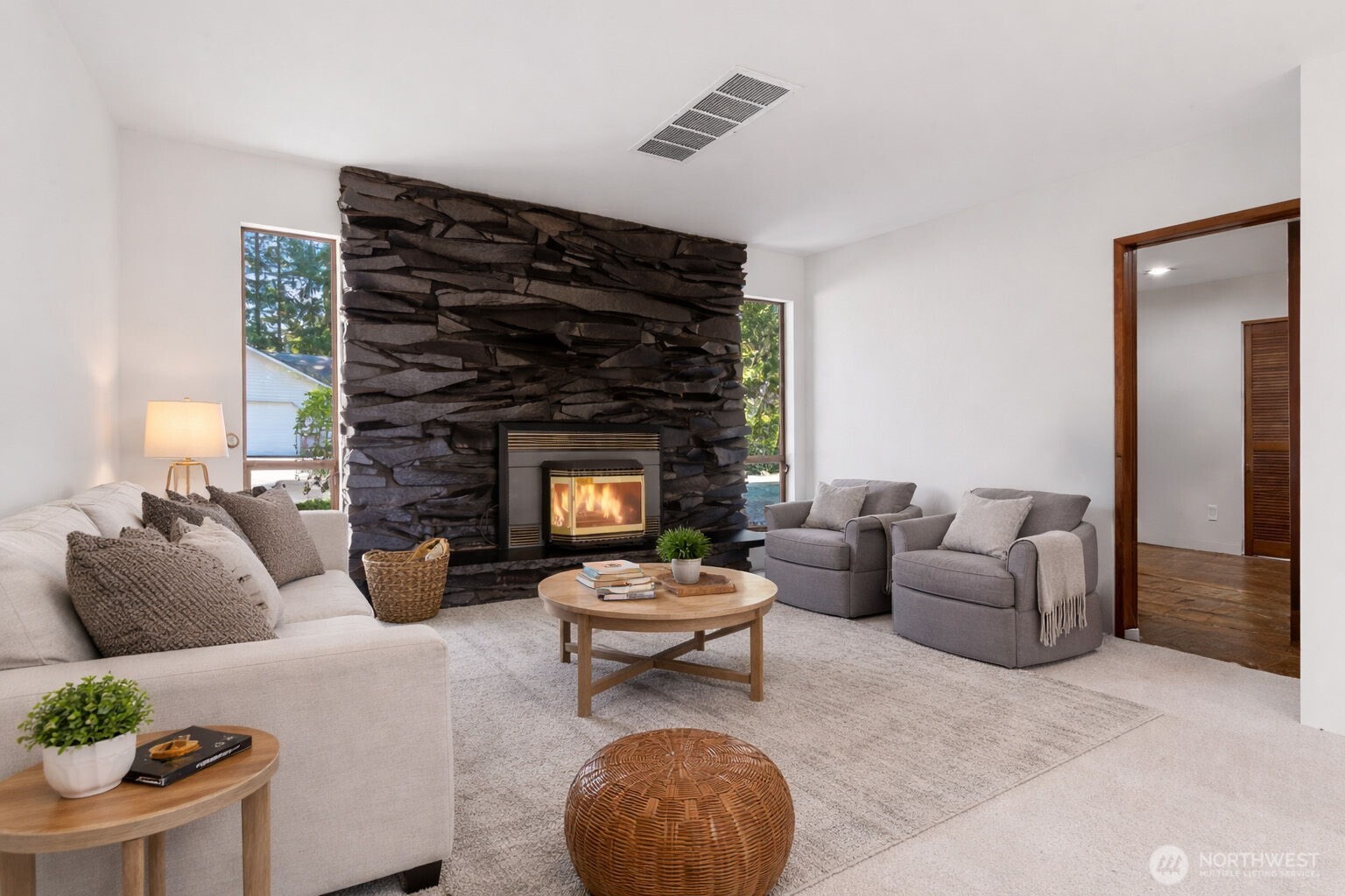 850 NE Rimrock Drive NE, Bremerton, WA 98311
