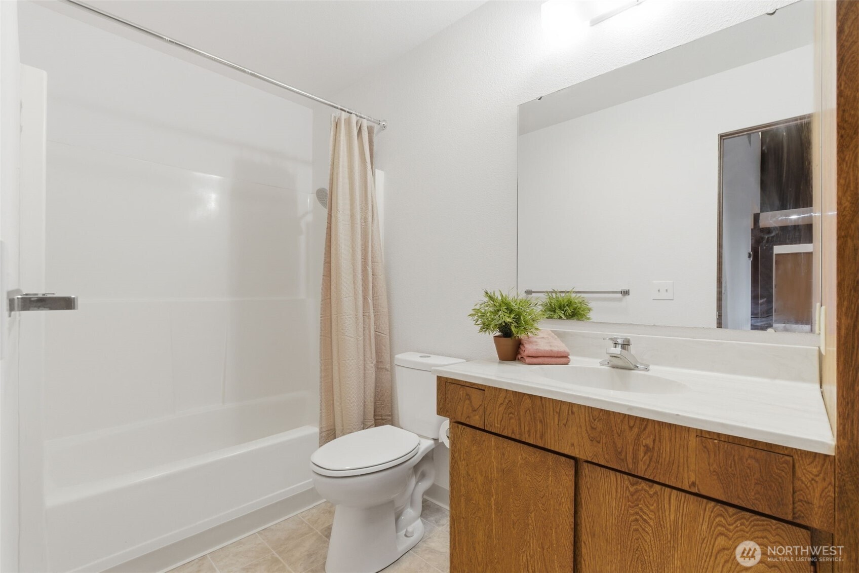 850 NE Rimrock Drive NE, Bremerton, WA 98311