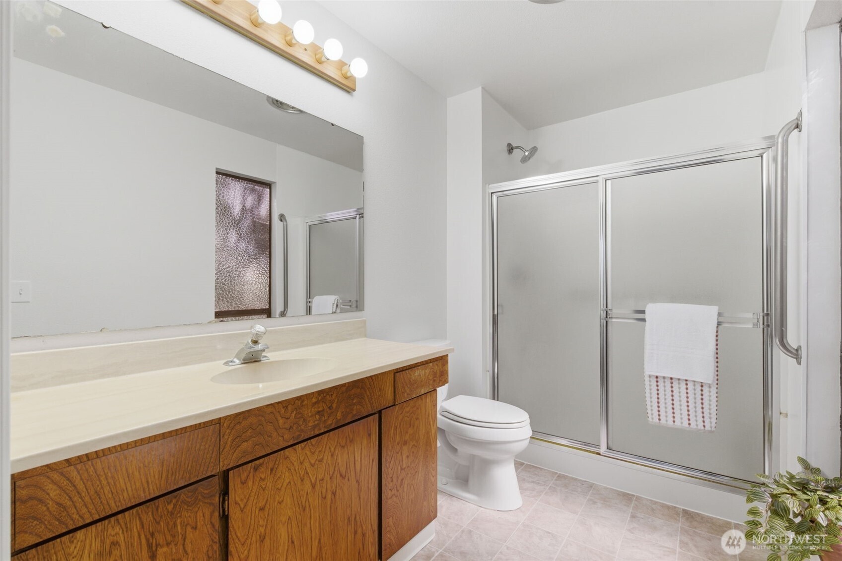 850 NE Rimrock Drive NE, Bremerton, WA 98311