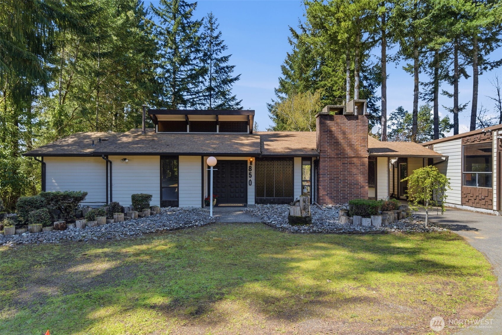 850 NE Rimrock Drive NE, Bremerton, WA 98311
