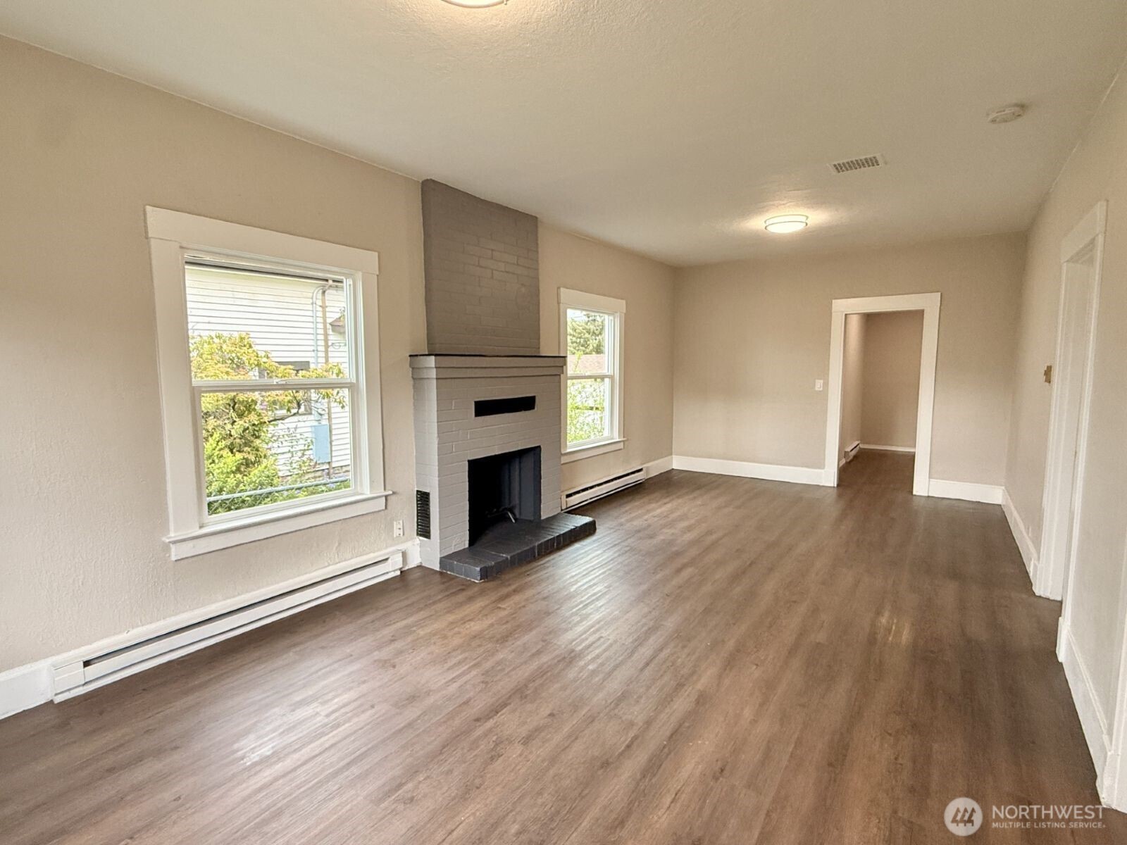 3585 E Spokane Street , Tacoma, WA 98404