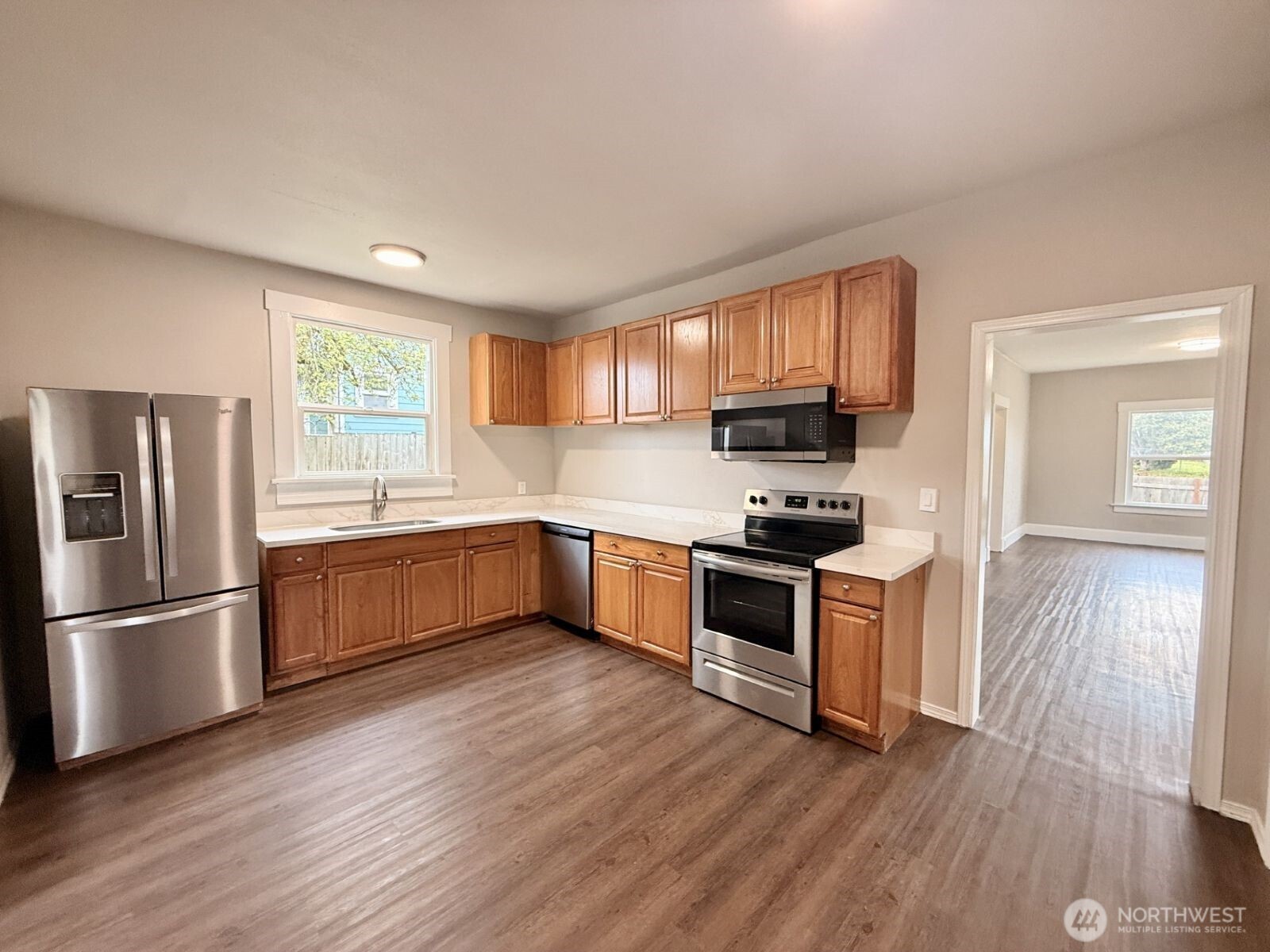 3585 E Spokane Street , Tacoma, WA 98404