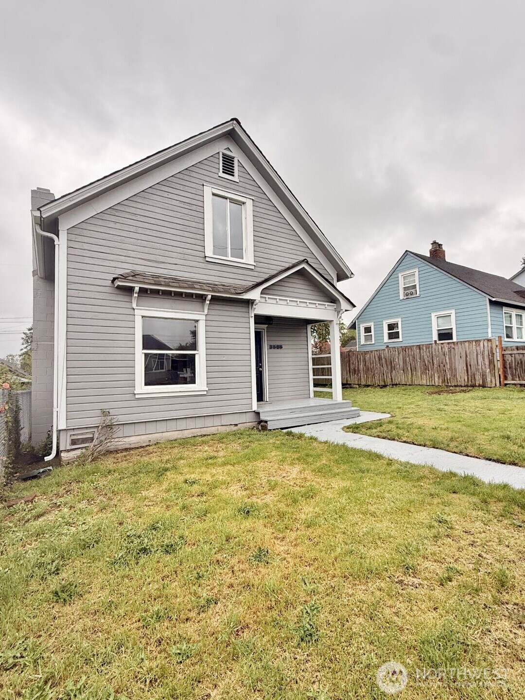 3585 E Spokane Street , Tacoma, WA 98404
