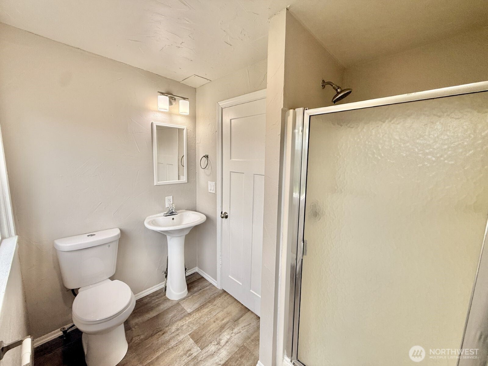 3585 E Spokane Street , Tacoma, WA 98404