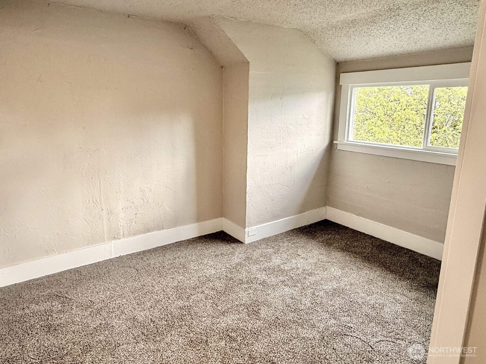 3585 E Spokane Street , Tacoma, WA 98404