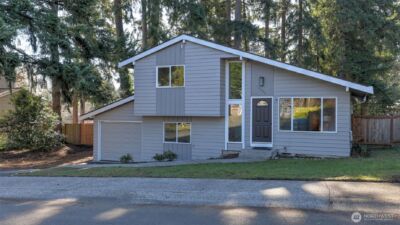 12227 NE 137th Place , Kirkland, WA 98034 - Photo 3