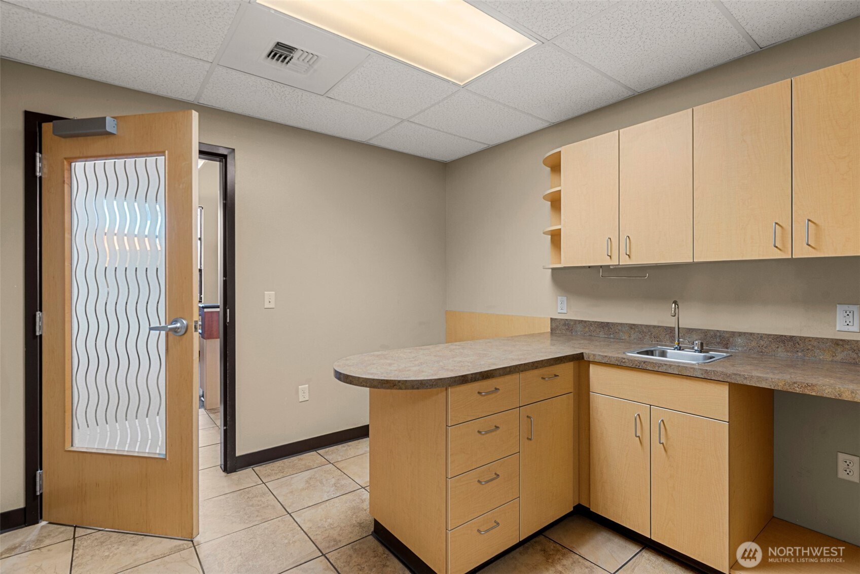 10 N Chelan Avenue , Wenatchee, WA 98801