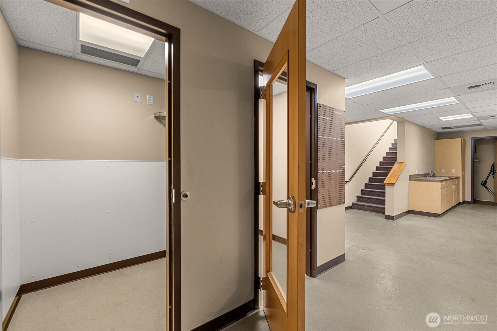 10 N Chelan Avenue , Wenatchee, WA 98801