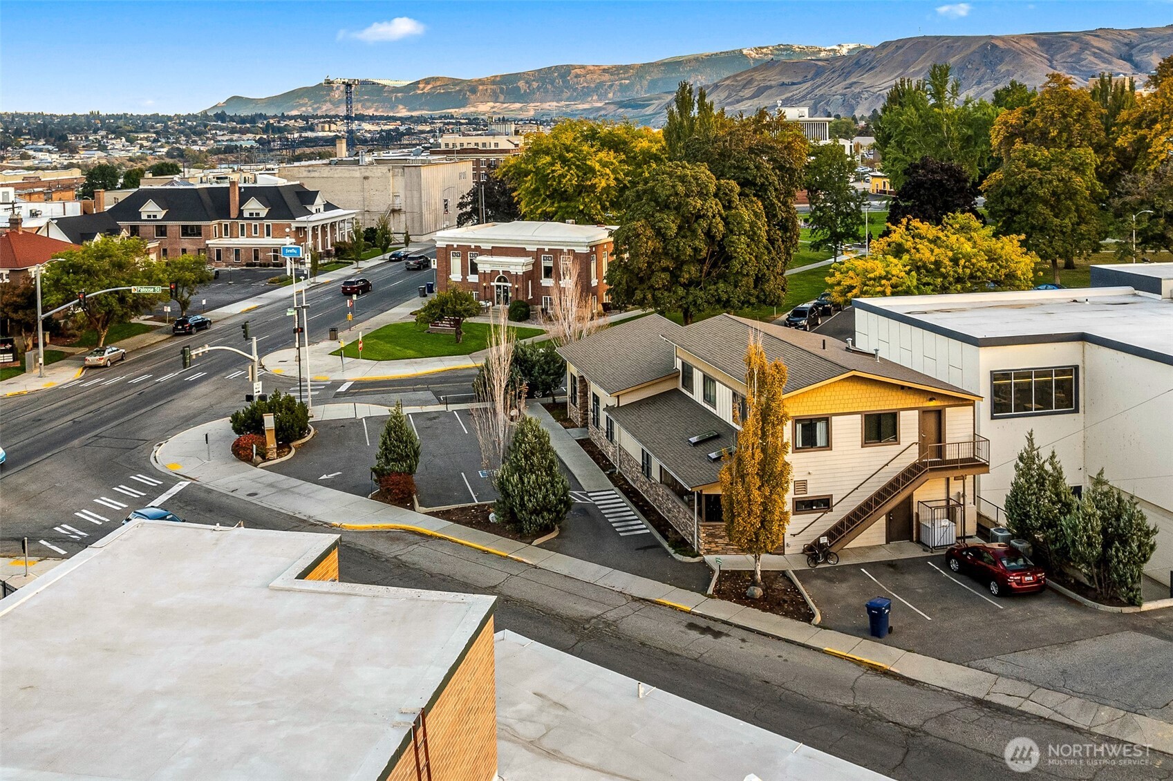 10 N Chelan Avenue , Wenatchee, WA 98801