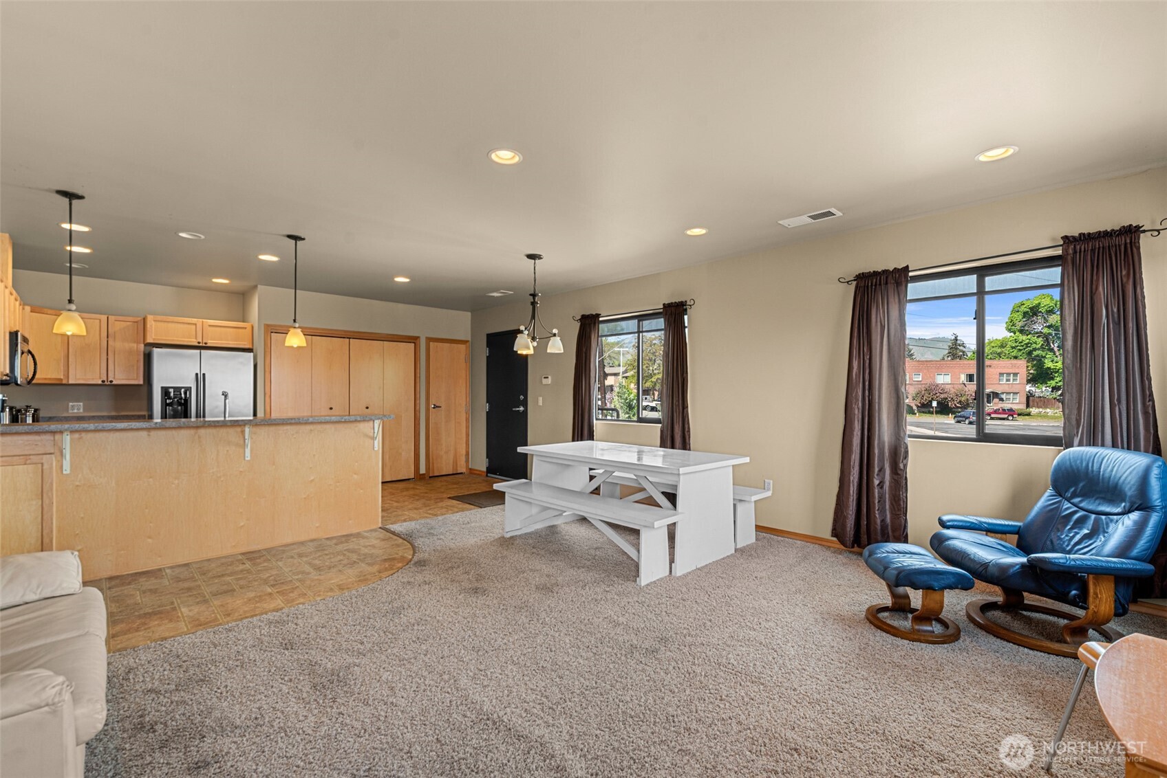 10 N Chelan Avenue , Wenatchee, WA 98801