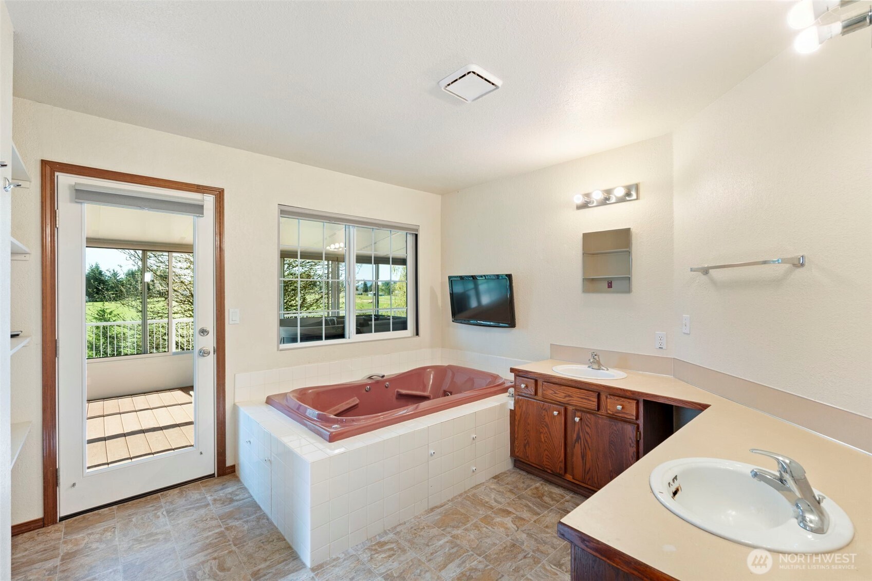 6845 183rd Avenue SW, Rochester, WA 98579