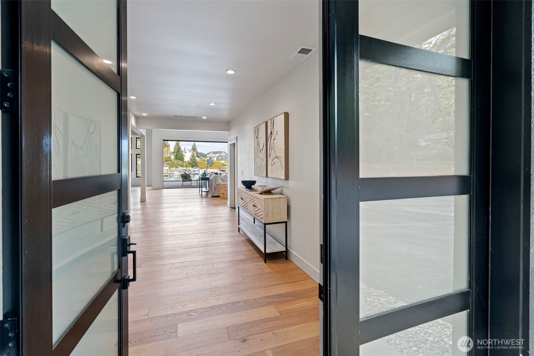 364 N Shore Blvd , Fox Island, WA 98333