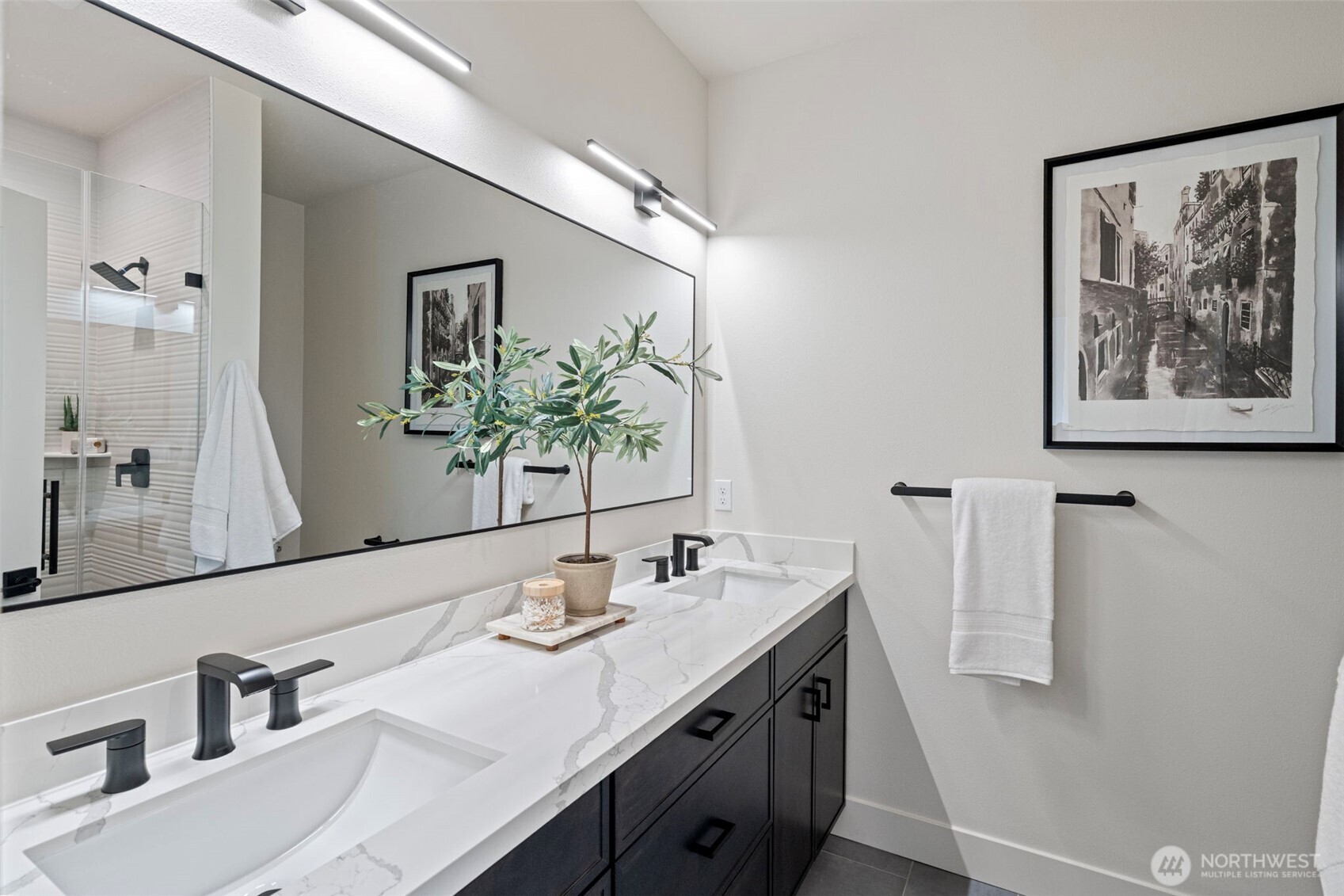 364 N Shore Blvd , Fox Island, WA 98333
