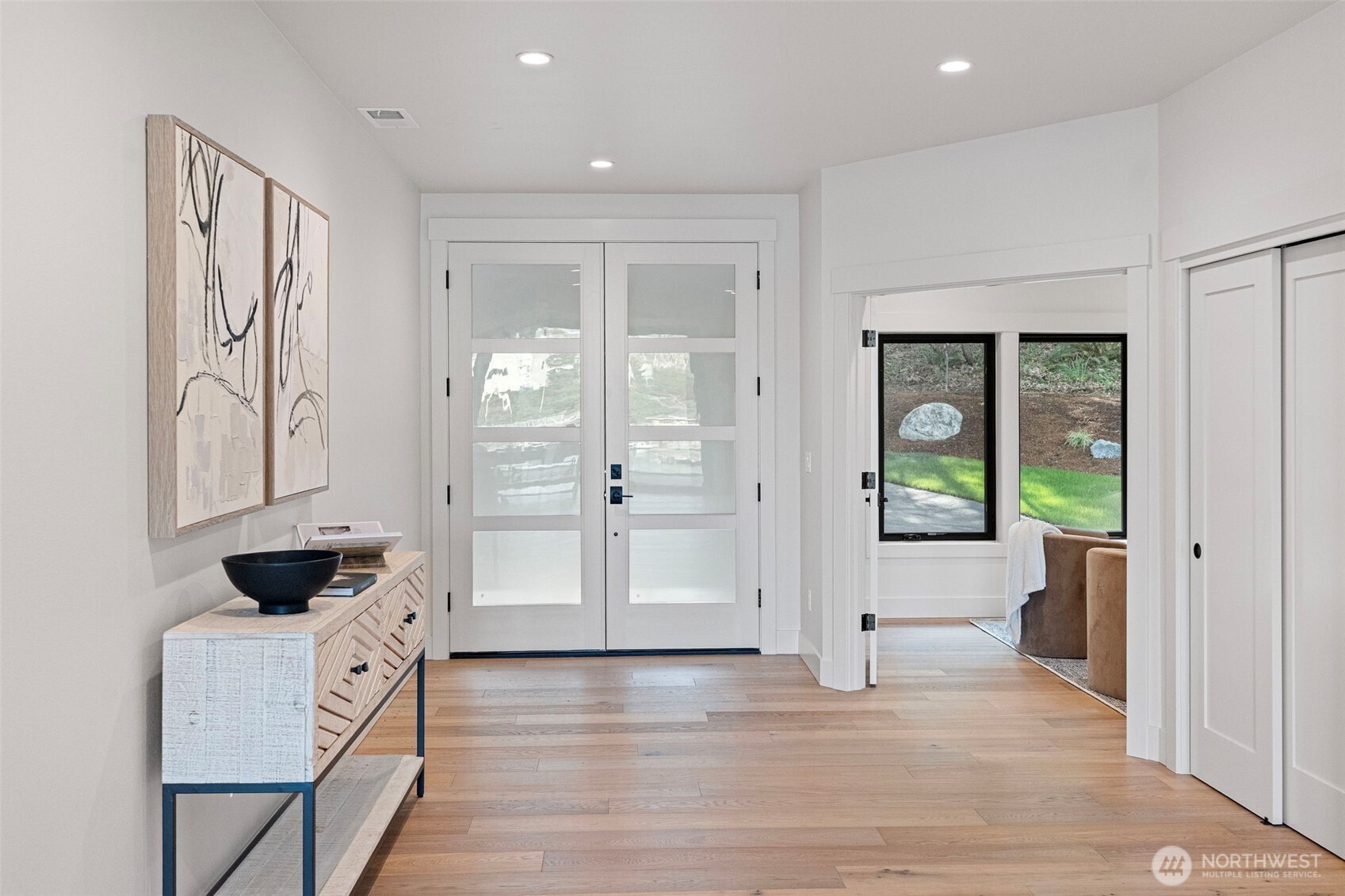 364 N Shore Blvd , Fox Island, WA 98333