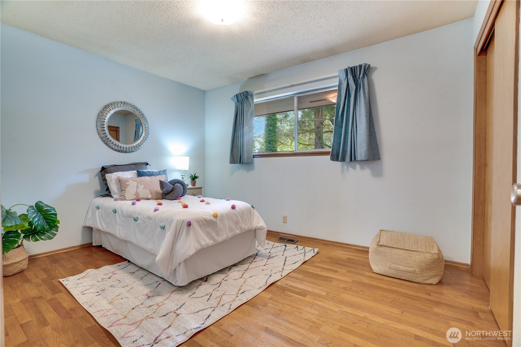 11315 Interlaaken Drive SW, Lakewood, WA 98498