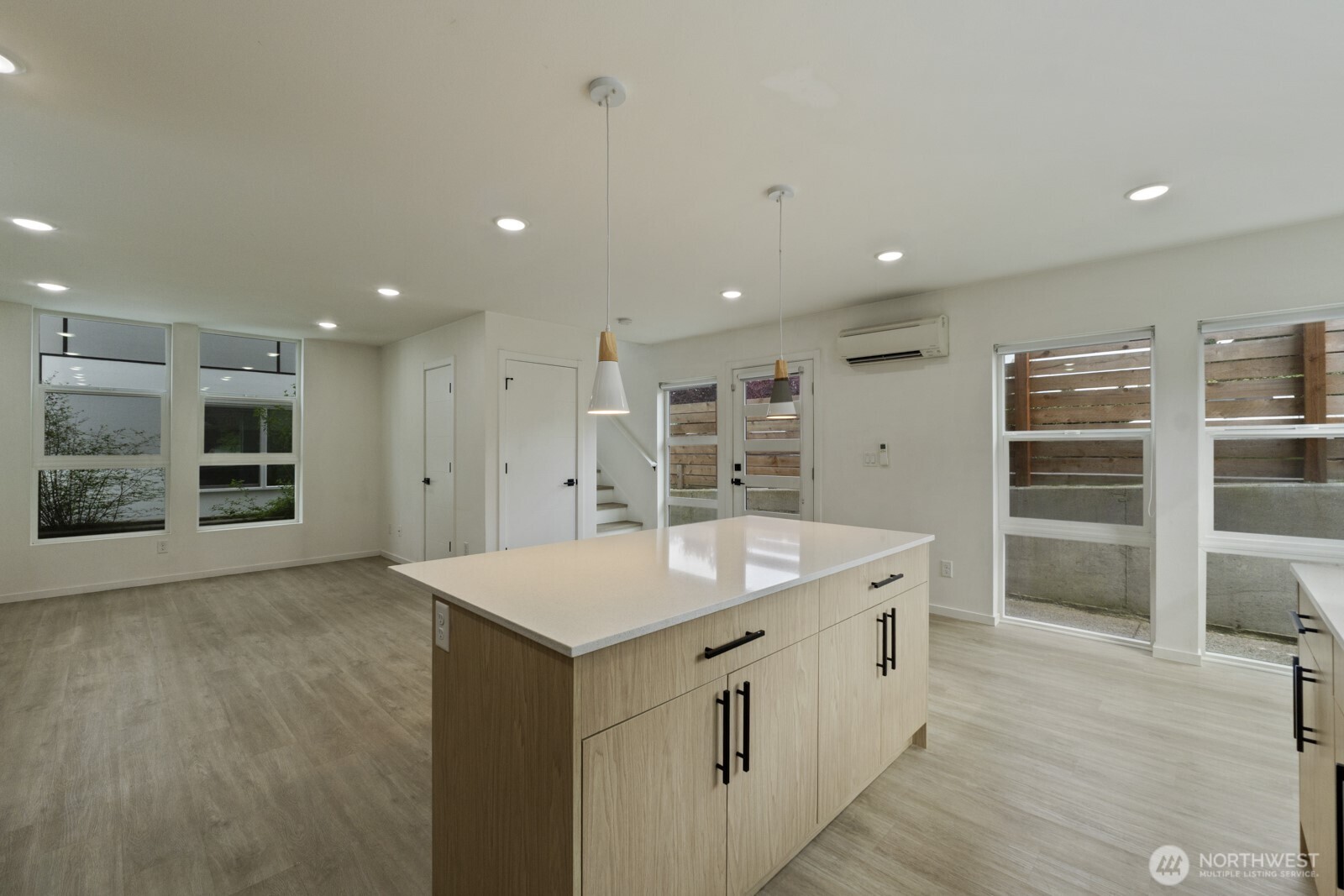 9002 15th Avenue SW #A, Seattle, WA 98106