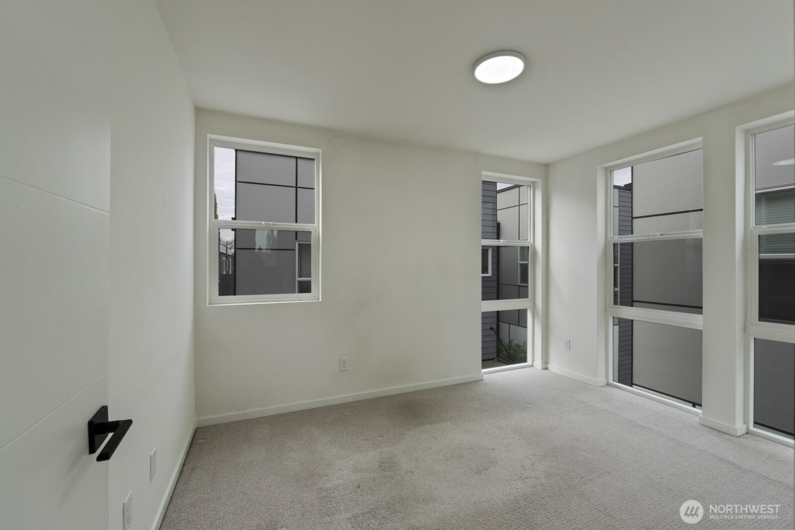 9002 15th Avenue SW #A, Seattle, WA 98106