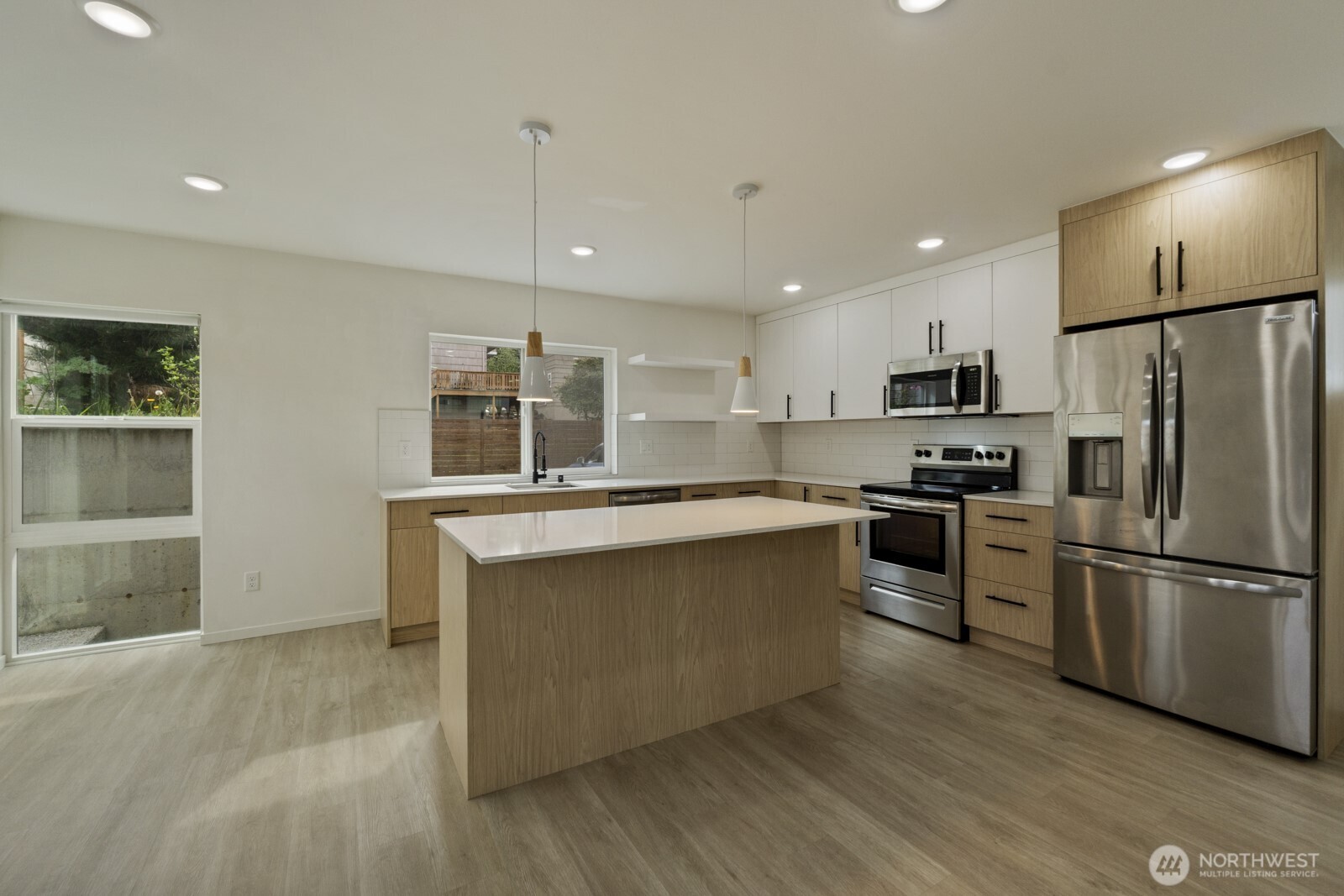 9002 15th Avenue SW #A, Seattle, WA 98106