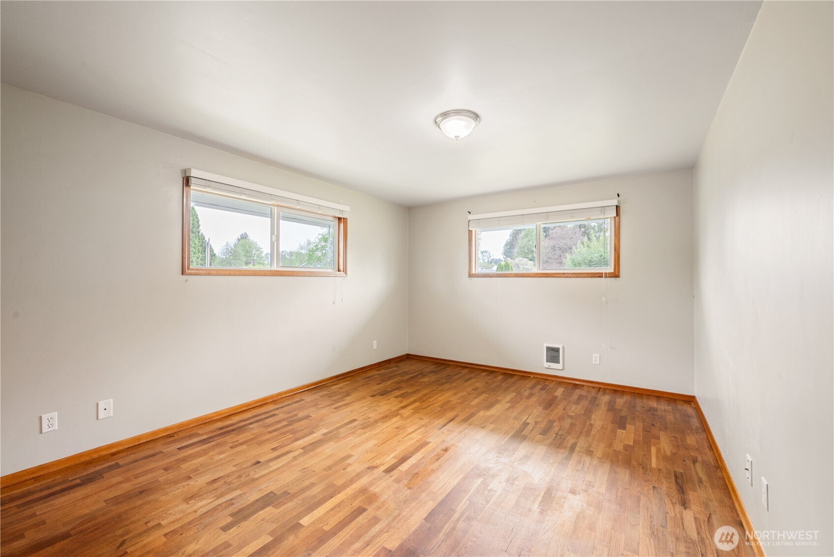 301 Cedar Street , Toledo, WA 98591