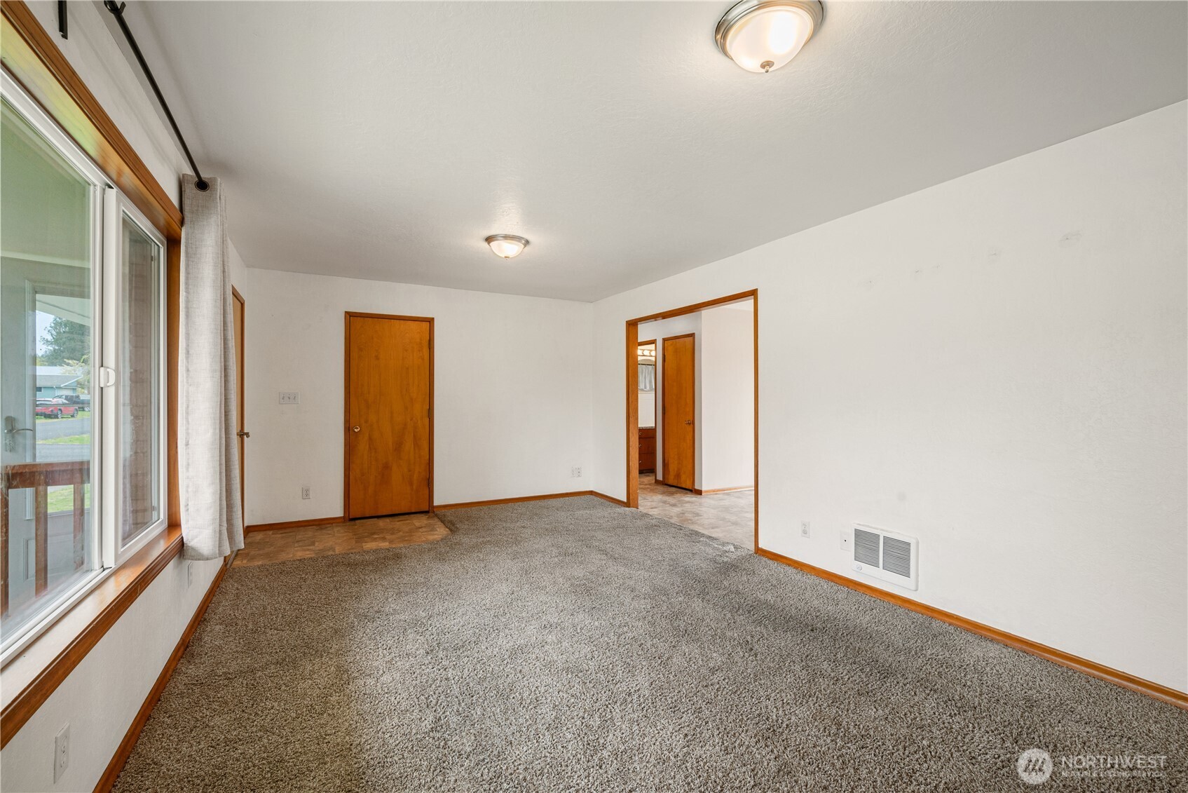 301 Cedar Street , Toledo, WA 98591