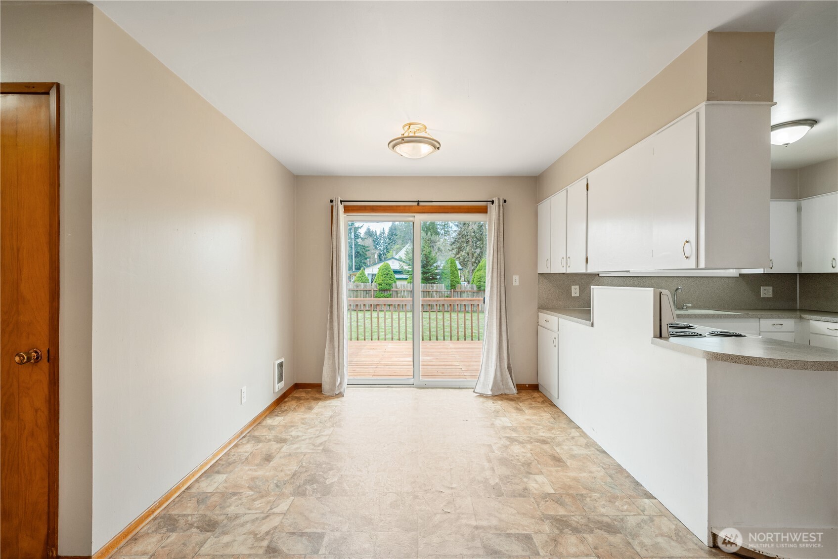 301 Cedar Street , Toledo, WA 98591