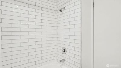 10101 SE 3rd Street #202, Bellevue, WA 98004 - Photo 27