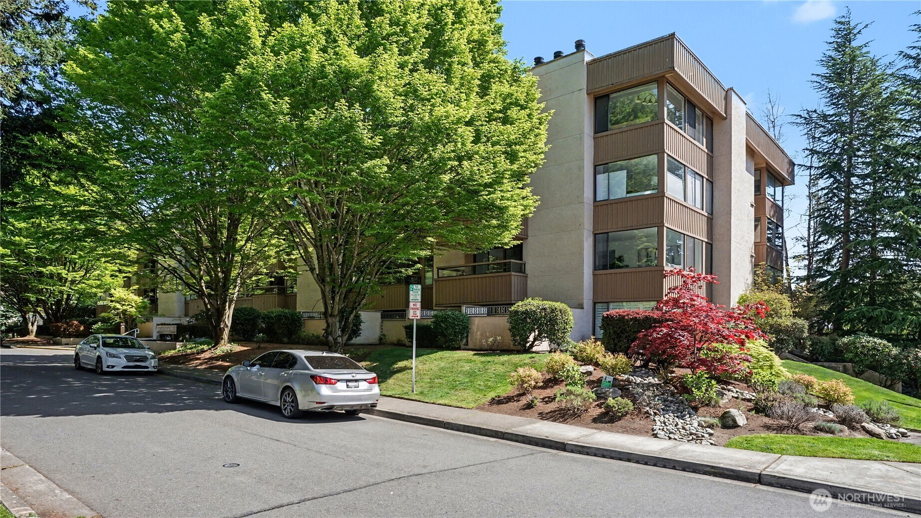 10101 SE 3rd Street #202, Bellevue, WA 98004