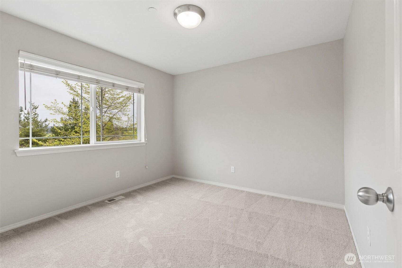 3069 McNeil Street , Dupont, WA 98327