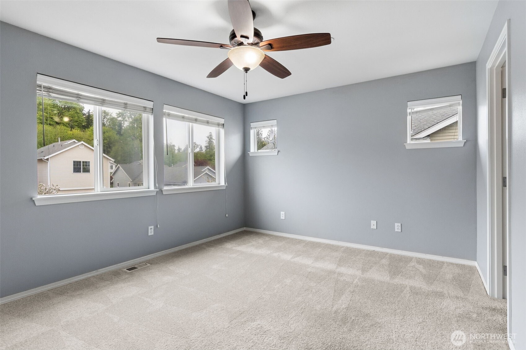3069 McNeil Street , Dupont, WA 98327