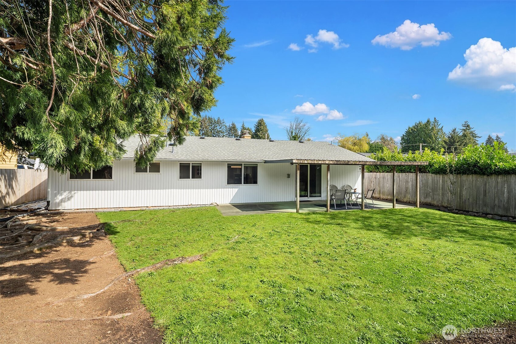 1067 Anacortes Avenue NE, Renton, WA 98059