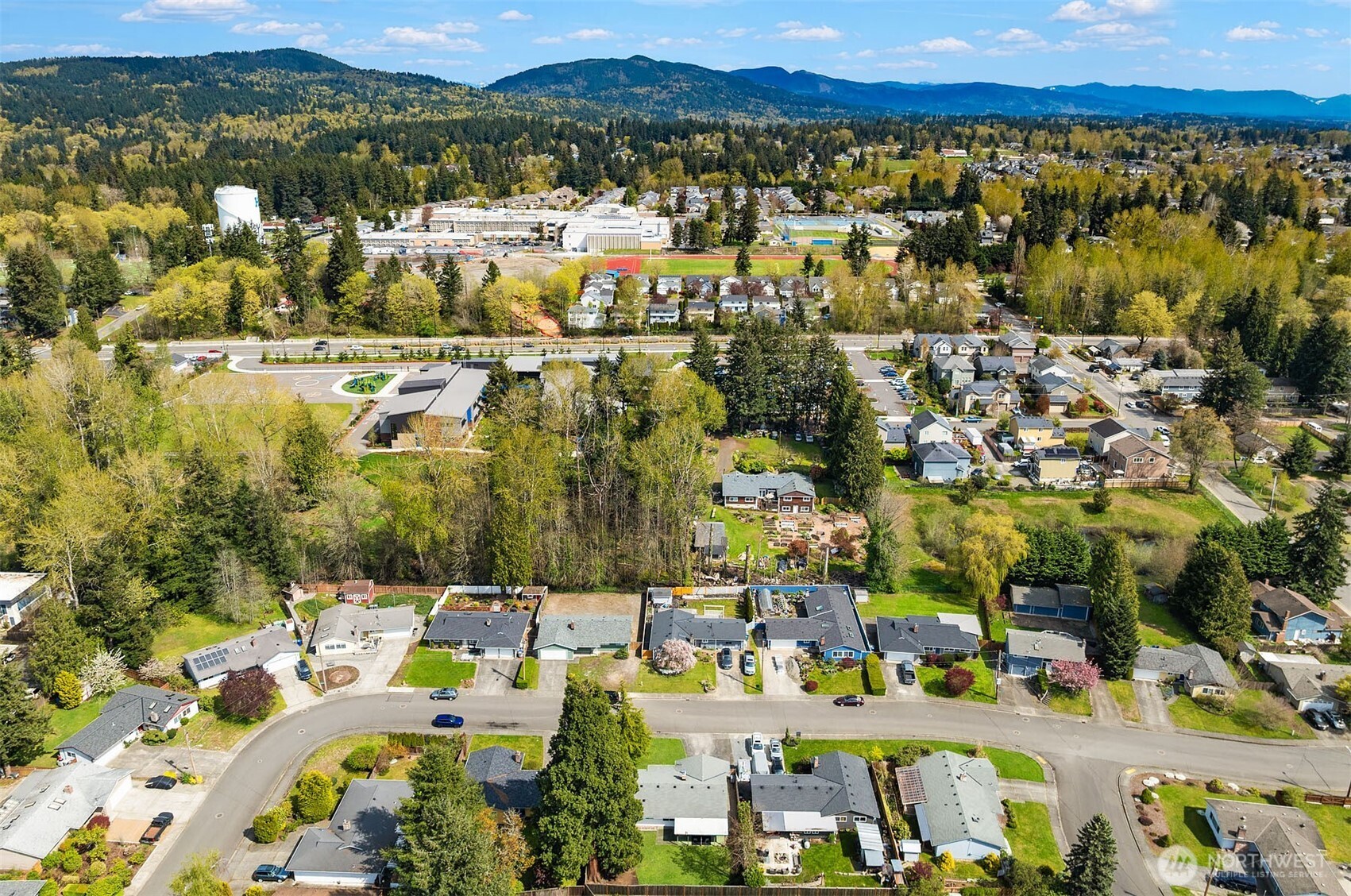 1067 Anacortes Avenue NE, Renton, WA 98059