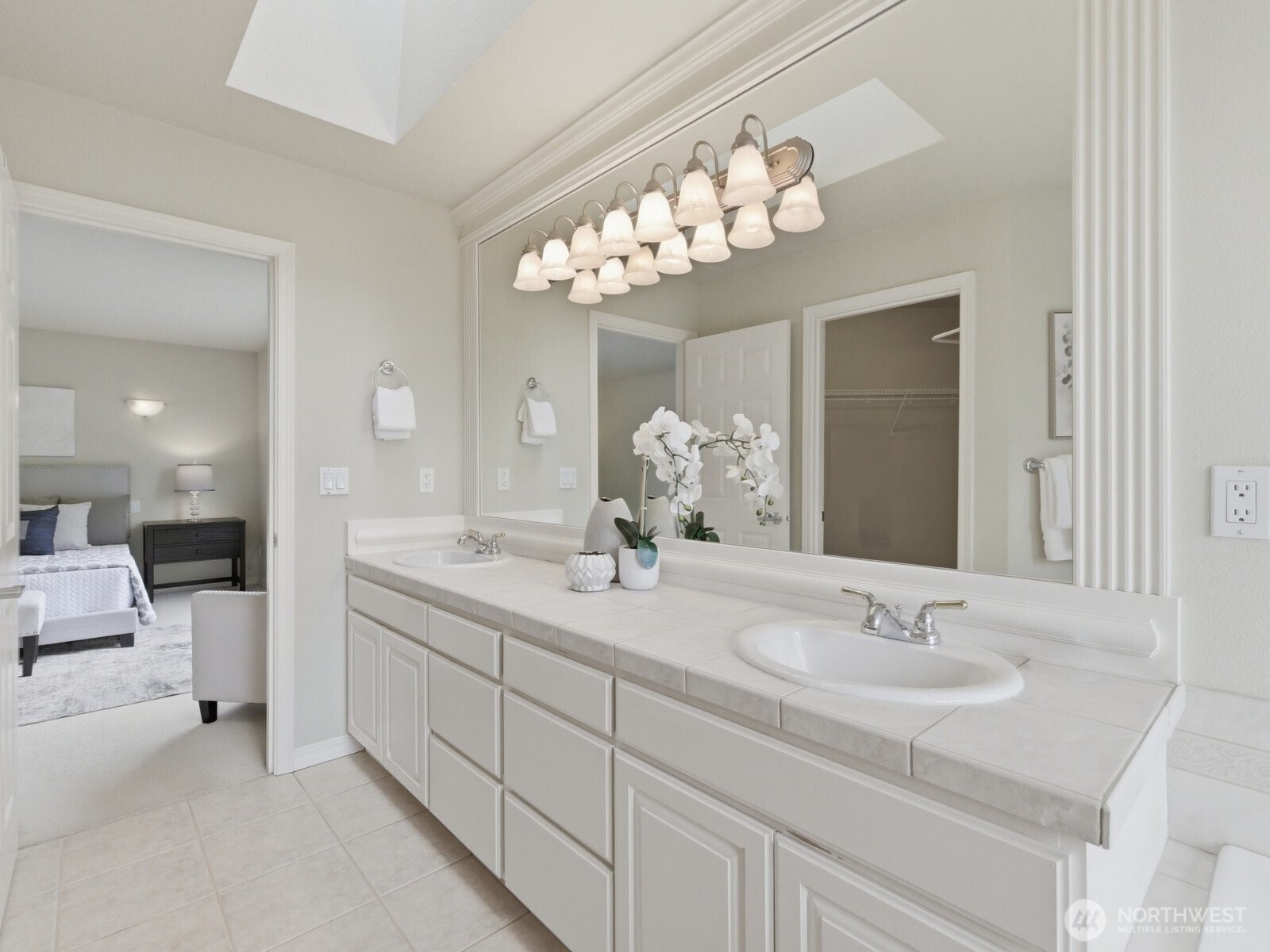 3501 166 Street SW, Lynnwood, WA 98037