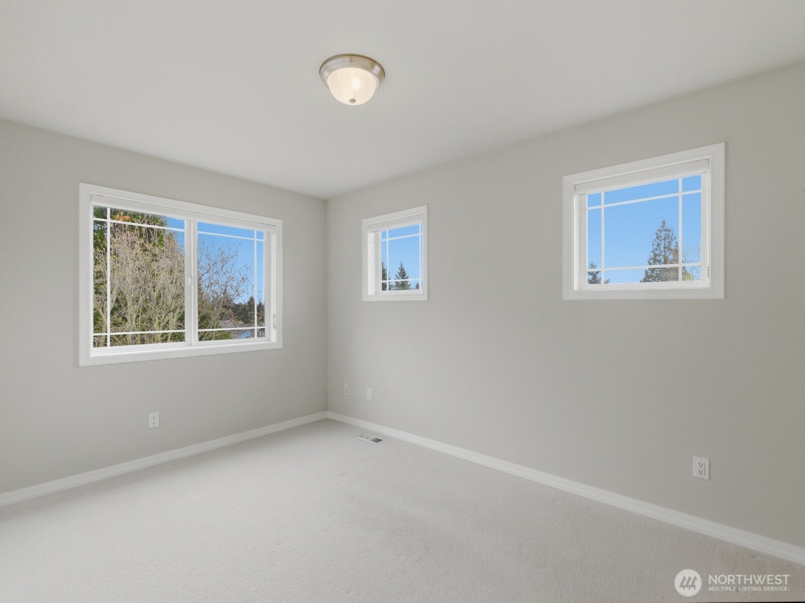 3501 166 Street SW, Lynnwood, WA 98037