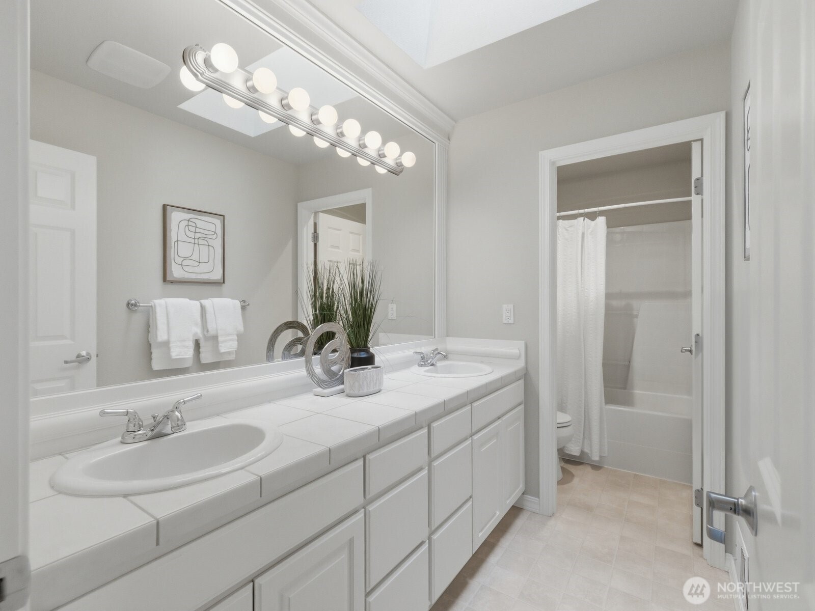 3501 166 Street SW, Lynnwood, WA 98037