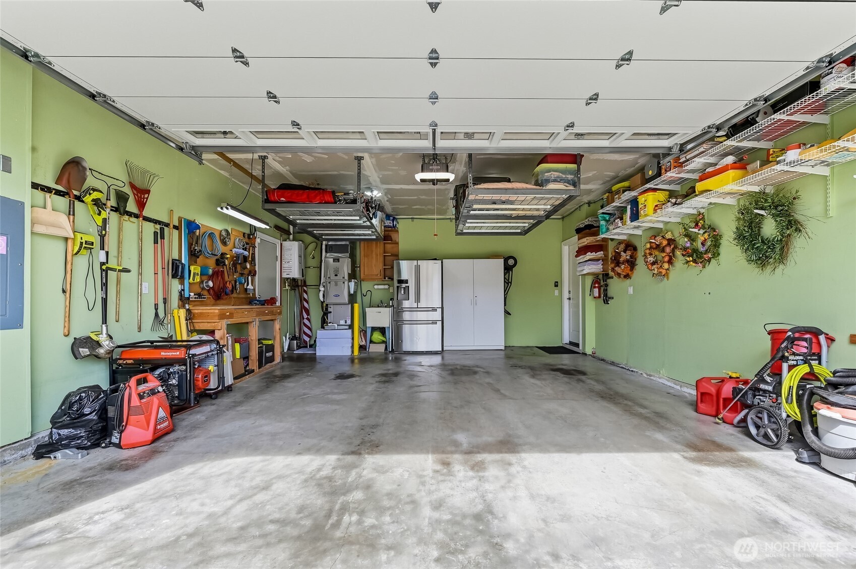 23018 NE 128th Place , Redmond, WA 98053