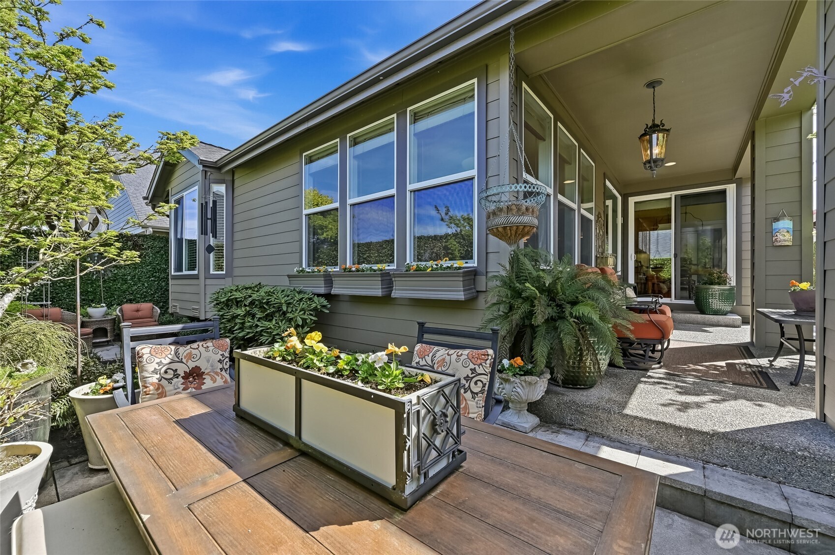 23018 NE 128th Place , Redmond, WA 98053
