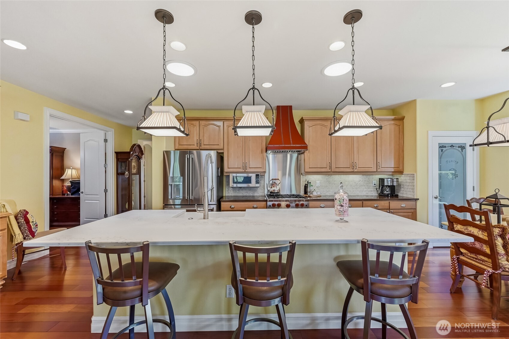 23018 NE 128th Place , Redmond, WA 98053
